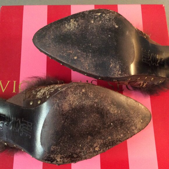 Pelle Moda vintage brocade and feather stiletto mule - Picture 9 of 10